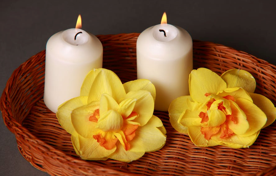 Two scented candles that can help you get rid of stress.